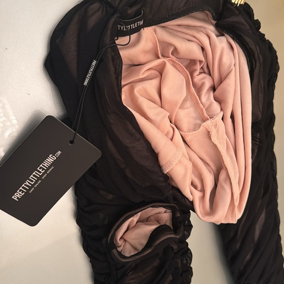 PRETTY LITTLE THING Black ruched fully lined brand new leggings Sz.12 with tags - Picture 9 of 12